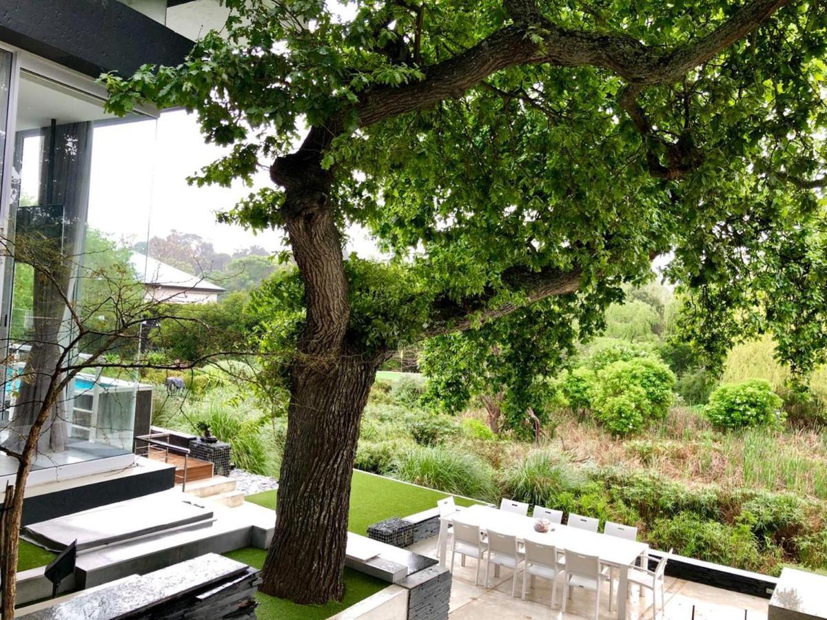 Badgemore Villa Guesthouse เคปทาวน์ ภายนอก รูปภาพ