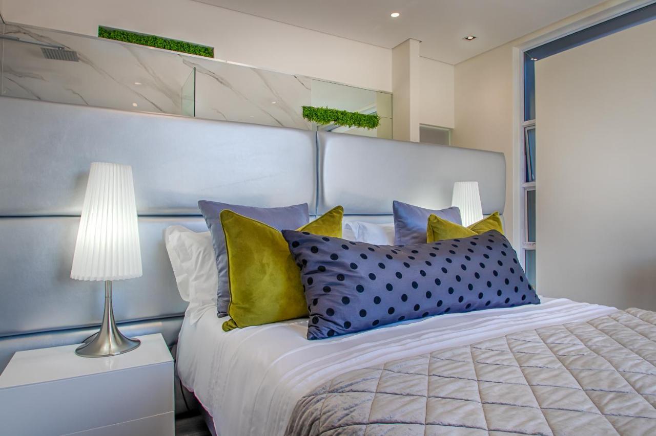 Badgemore Villa Guesthouse เคปทาวน์ ภายนอก รูปภาพ