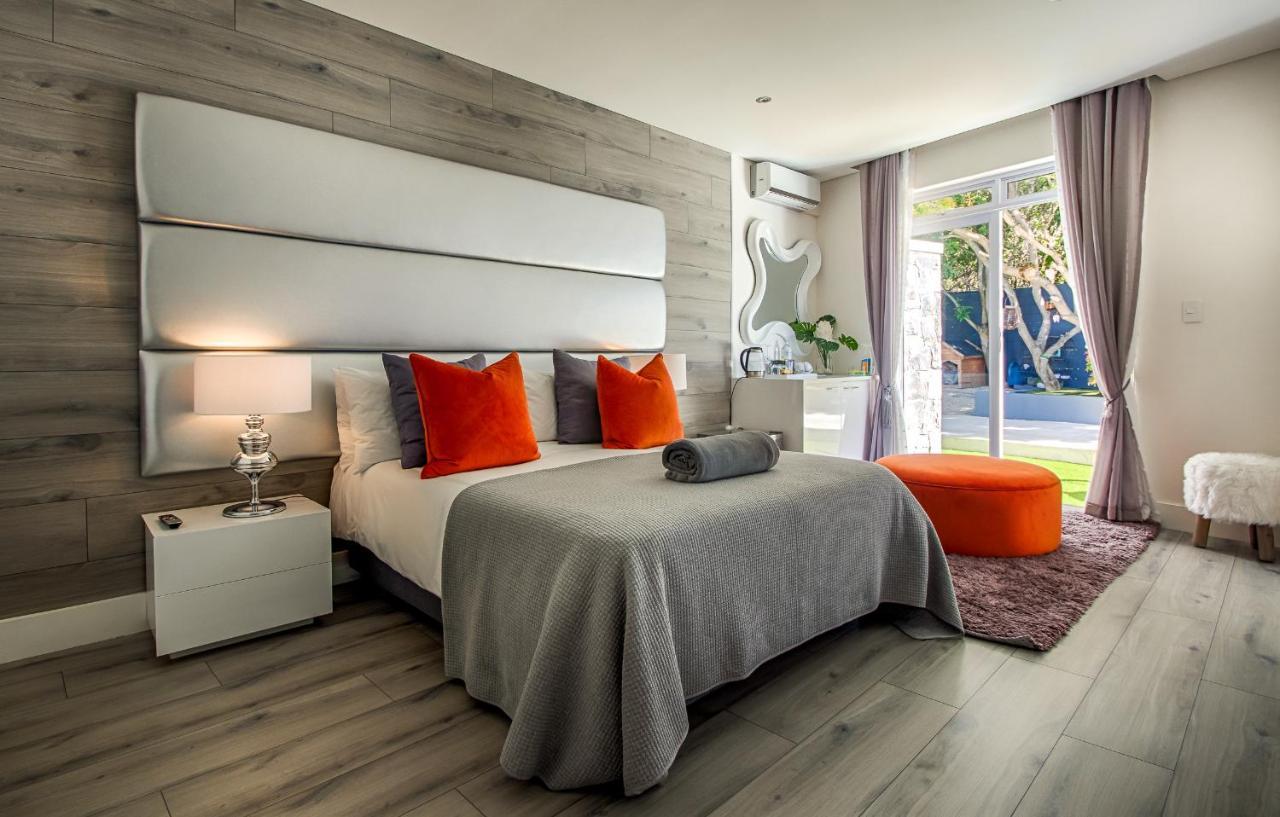 Badgemore Villa Guesthouse เคปทาวน์ ภายนอก รูปภาพ