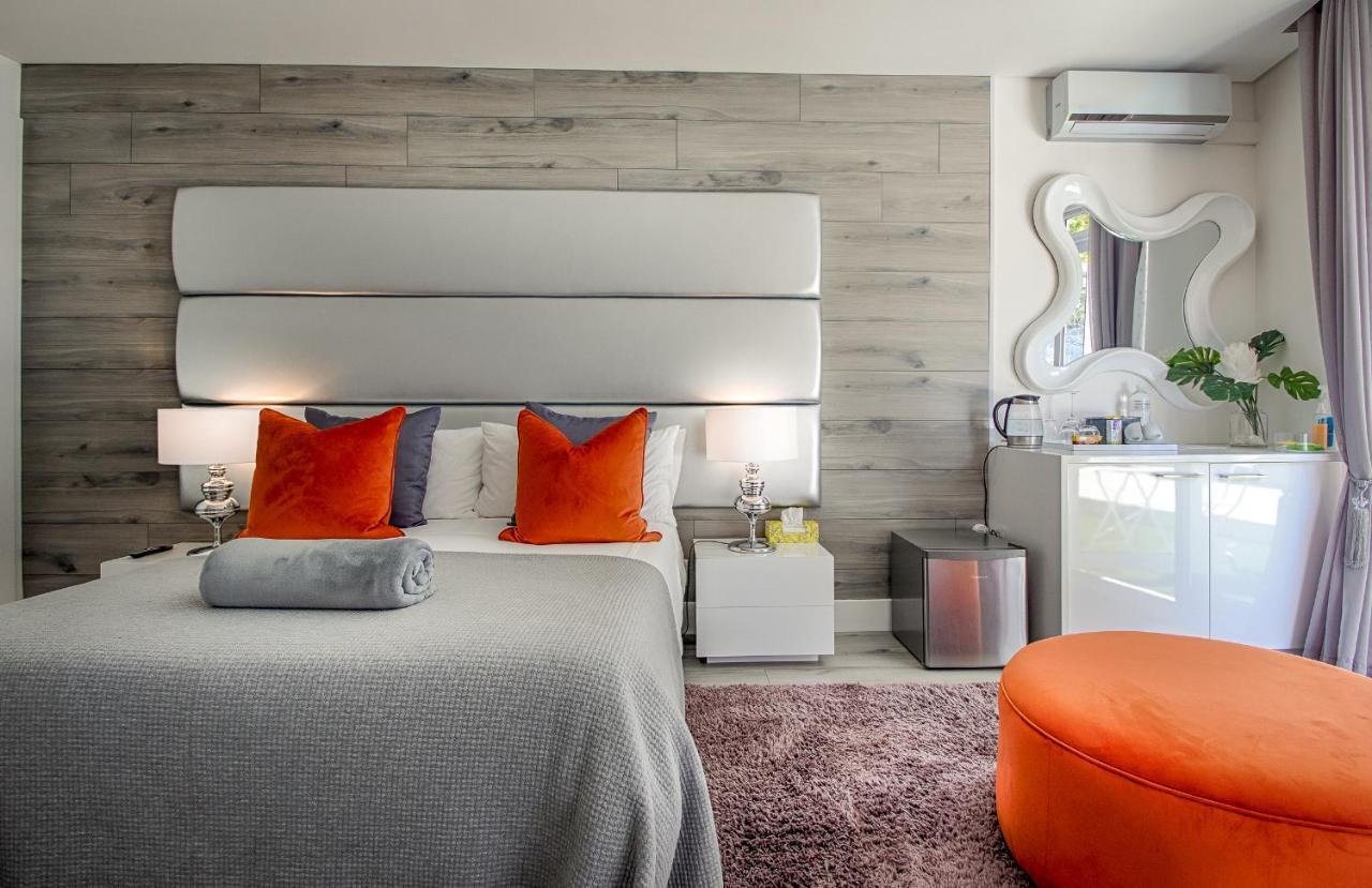 Badgemore Villa Guesthouse เคปทาวน์ ภายนอก รูปภาพ